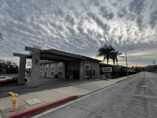 Travelodge by Wyndham Fairplex Pomona image 1